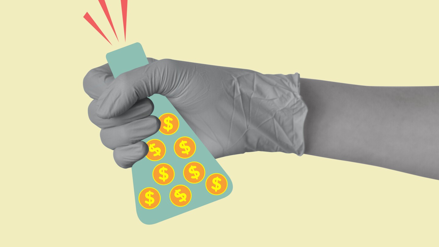 Funding in Venture Capital Falls 20% in Q1, Yet Large Rounds Sustain Elevated Median Deal Value