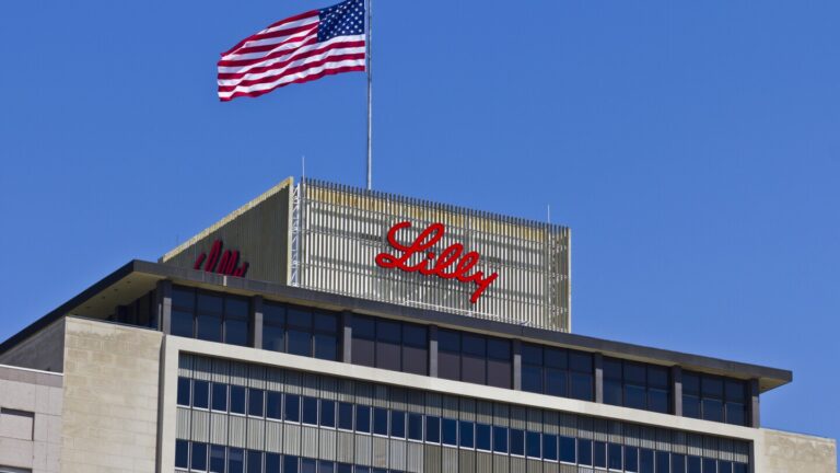 Eli Lilly Revitalizes Obesity Development Pipeline Through $1.3 Billion Superluminal Collaboration
