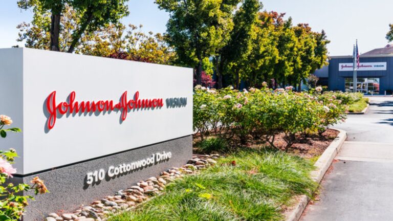 J&J Secures Expansion Approval for Leading Cancer Treatment in a Landmark Move for Smoldering Multiple Myeloma