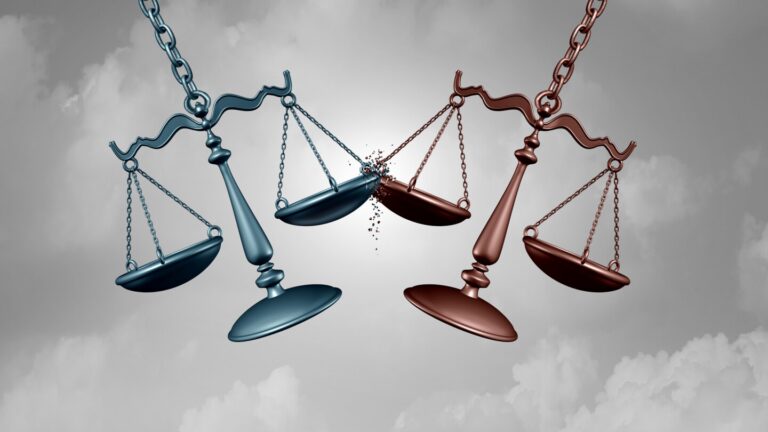 Court Dismisses Two Moderna Legal Arguments in mRNA Vaccine Patent Dispute With Arbutus